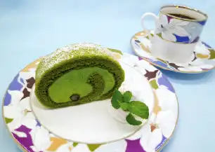 抹茶ロールケーキセット
